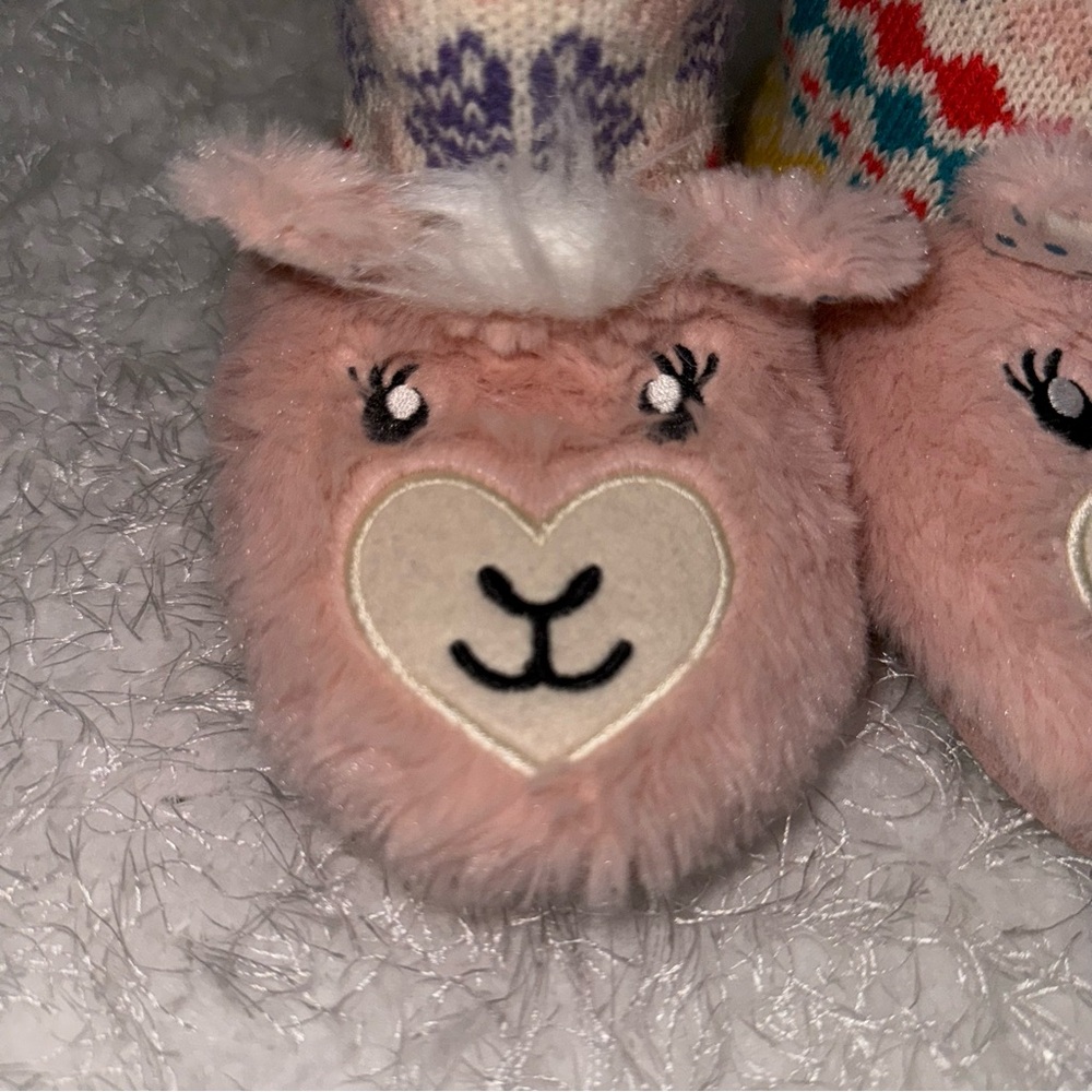 Totes Kids Pink Llama Heart Fuzzy Boot Slippers Size 13-1 - Picture 5 of 8